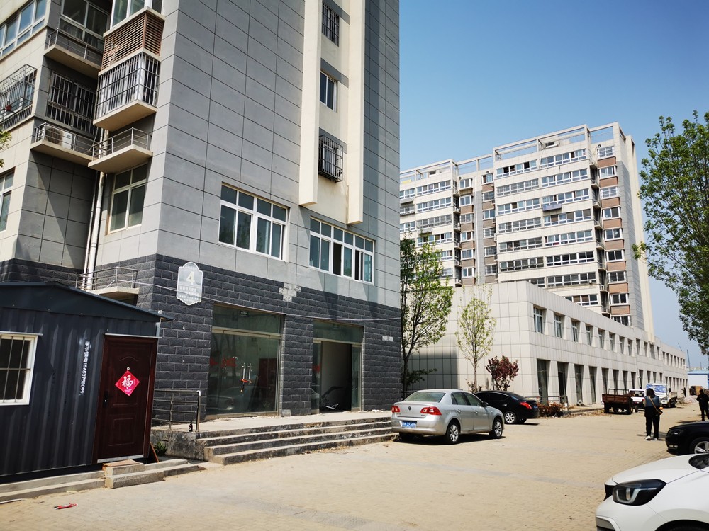 4號(hào)、2號(hào)樓的全景.jpg